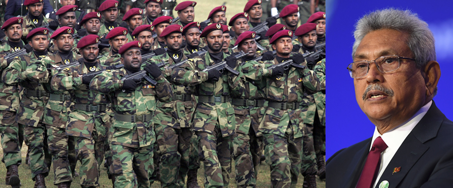 Sri Lankas armékommandon marscherar under en speciell välsignelseparad för alla militärregementen som deltog i den senaste striden mot tamilska tigrarna, i Colombo, Sri Lanka, torsdagen den 28 maj 2009.