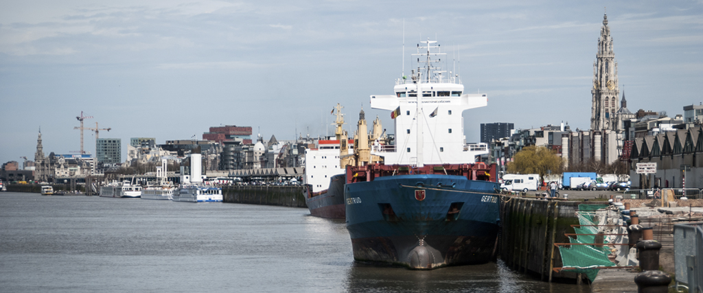 Antwerpen uppges ha varit avresehamn för fartyget med den illegala lasten, och den belgiska hamnstaden är en välkänd länk för smuggelgods.