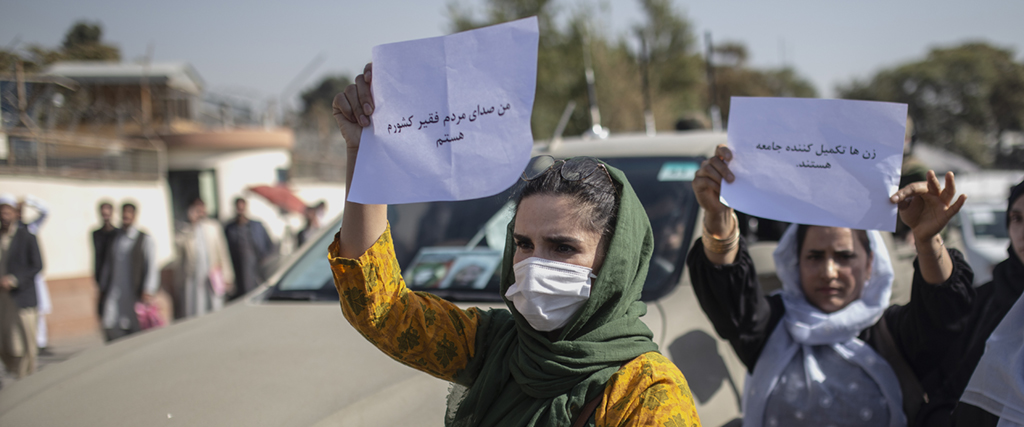 Afghanska kvinnor protesterar i Kabul, Afghanistan, 21 oktober 2021.