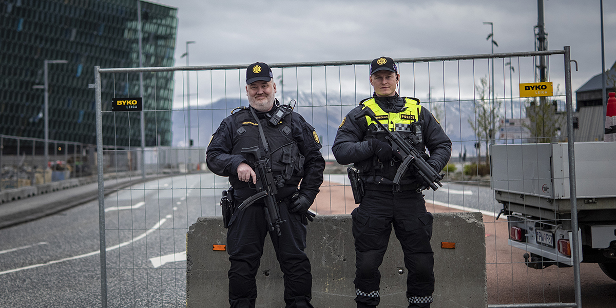 Säkerhetsarrangemangen i Reykjavik är rekordstora under toppmötet.