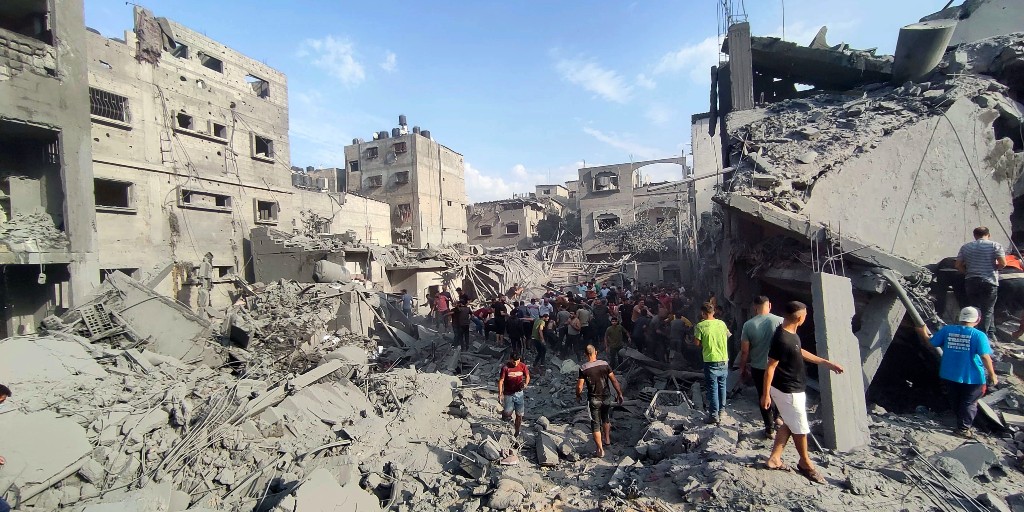 På tisdagen bombade Israel det palestinska flyktinglägret Jabaliya i Gaza, flera bostadshus jämnades med marken.