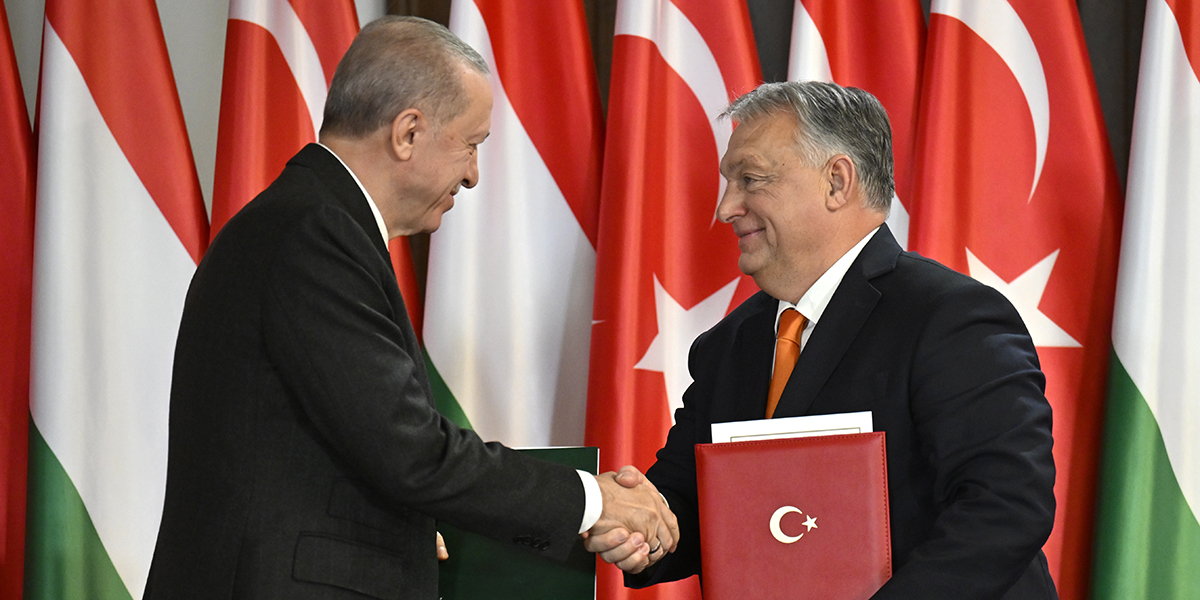 Turkiets president Recep Tayyip Erdogan och Ungerns premiärminister Viktor Orbán.
