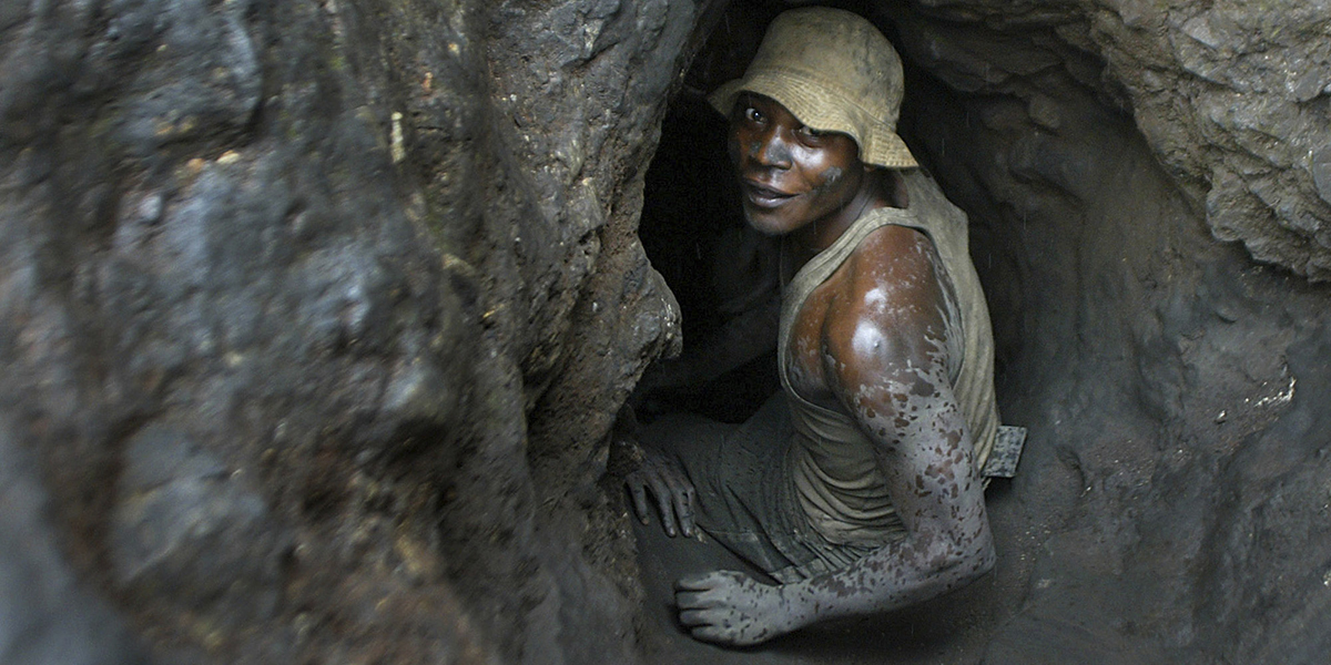Man i koboltgruva i Kongo-Kinshasa