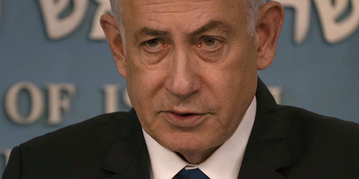 Israels premiärminister Benjamin Netanyahu har både inrikes- och utrikespolitik att tänka på.