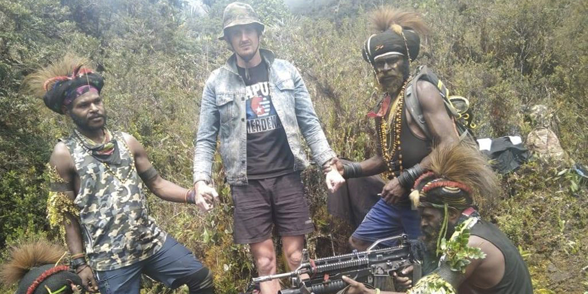 West Papua National Liberation Army och Philip Mark Mehrtens