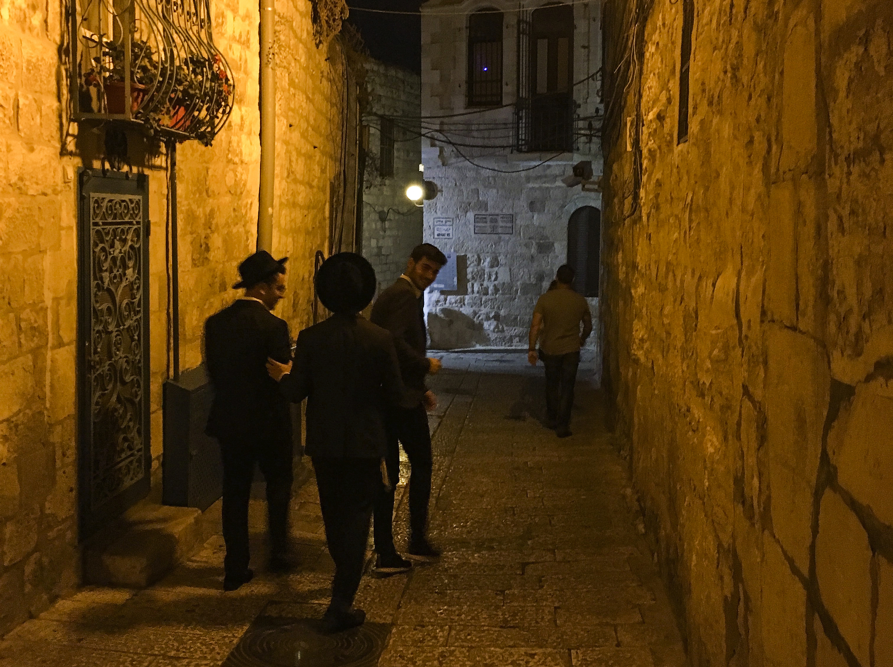 9aeea3e2023e37f6b851294a63303356