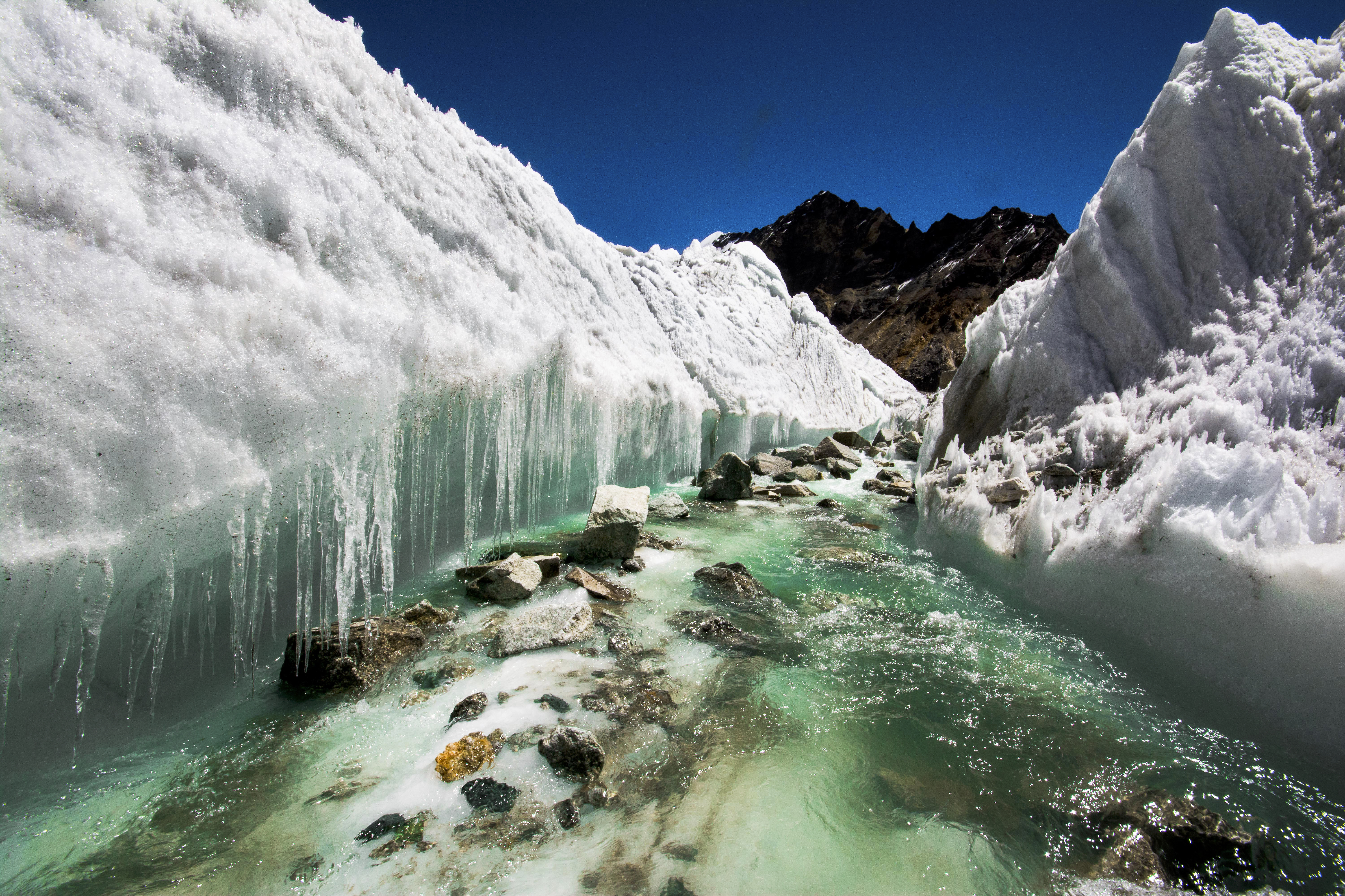 9e20bb8a1daccae32da1a417e8d5c211