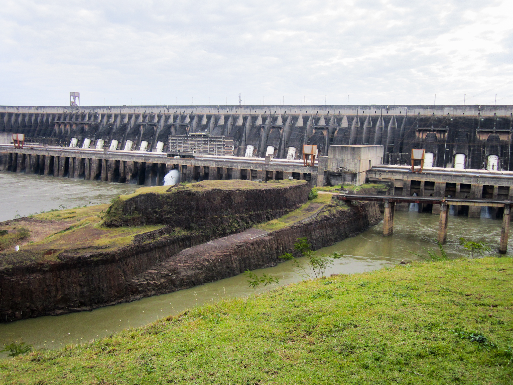 c1506806b773ea1014271804c4a42563